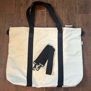 Rains White Tote with strap